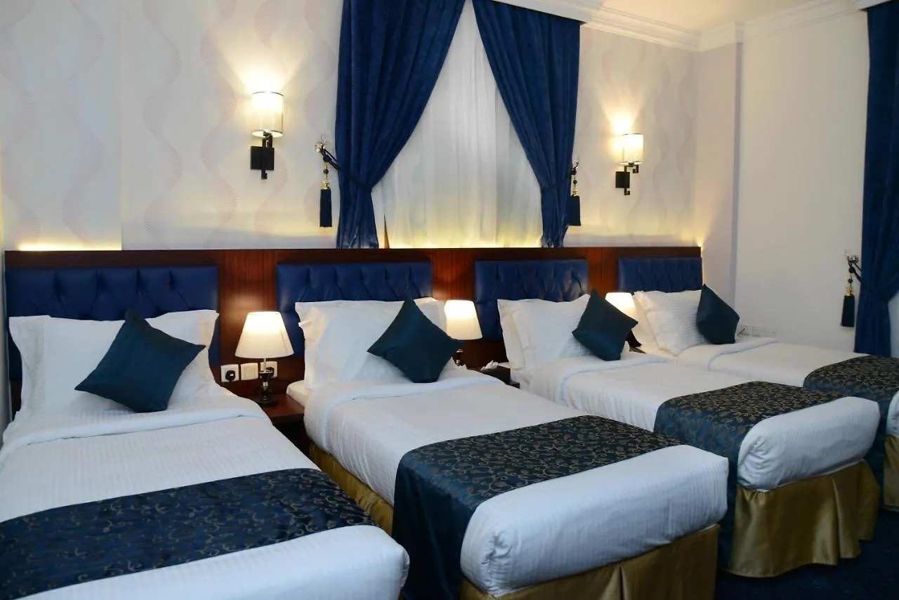 Pinewood Hotel Médine
